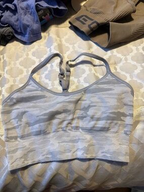 Seamless Gray Camo Racerback Sports Bra